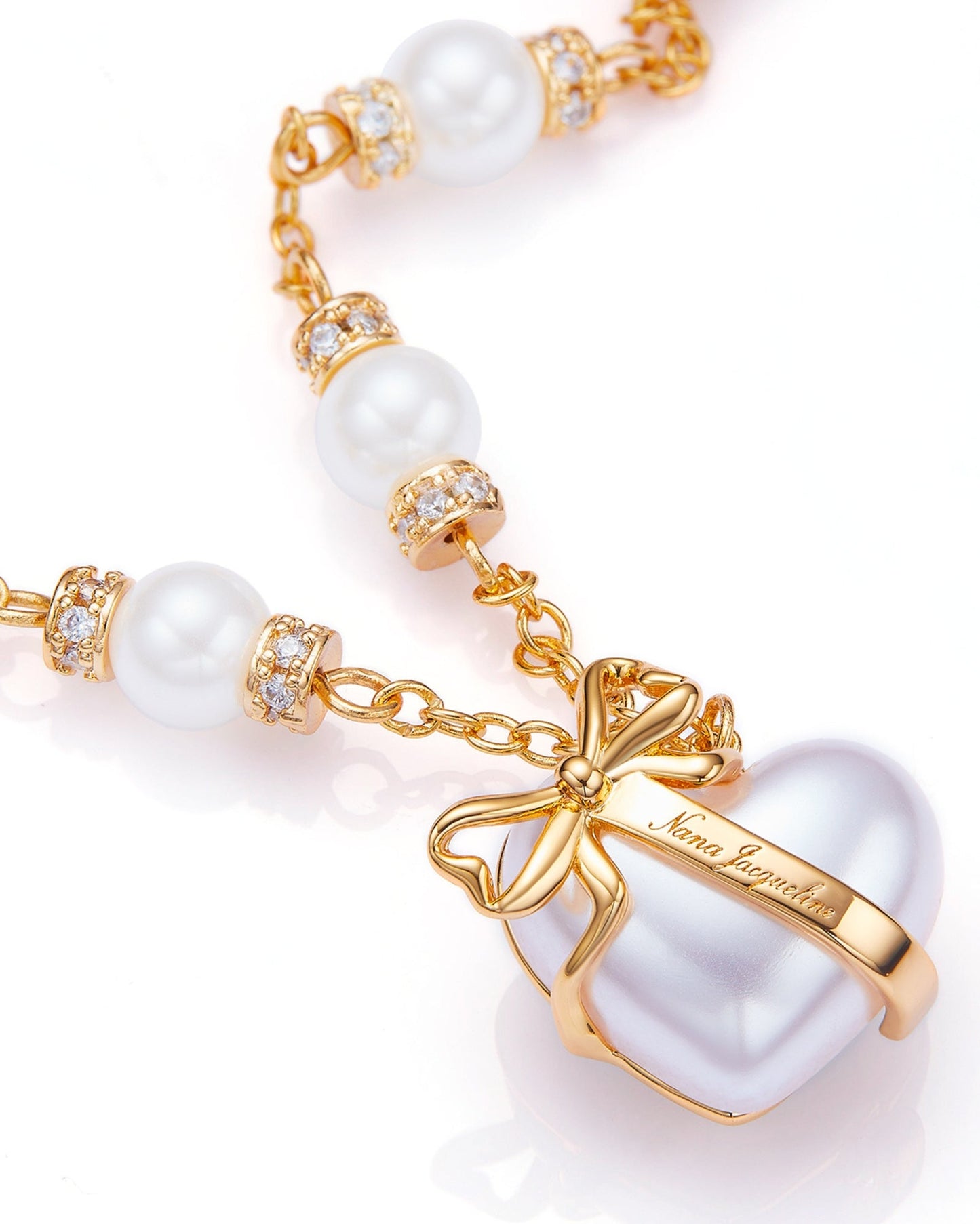 Amor Necklace