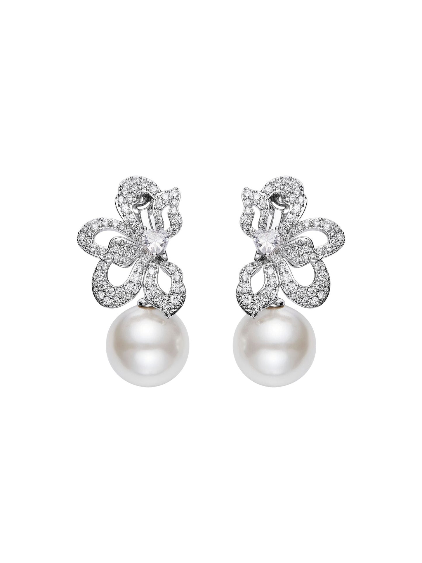 Elegance in Pearl