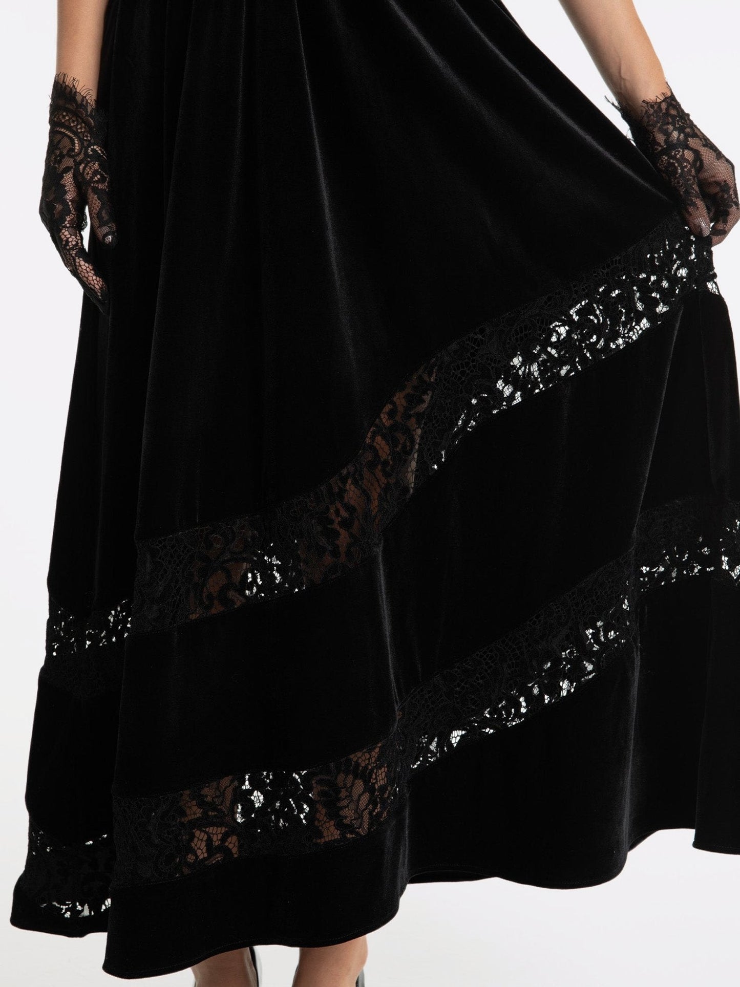 Maxine Velvet Dress (Black) (Final Sale)