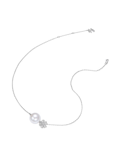 Lovelle Floral White Necklace