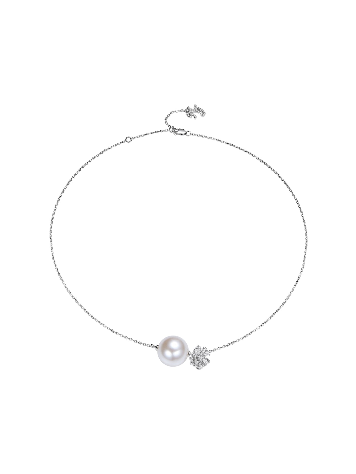 Lovelle Floral White Necklace