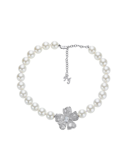 Bellina Floral Pearl Necklace