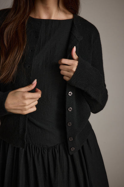 Weiss Black Trousers 5 Ways