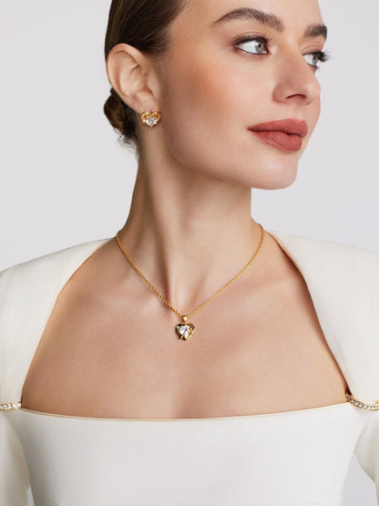 Ambre Heart Earrings (White)