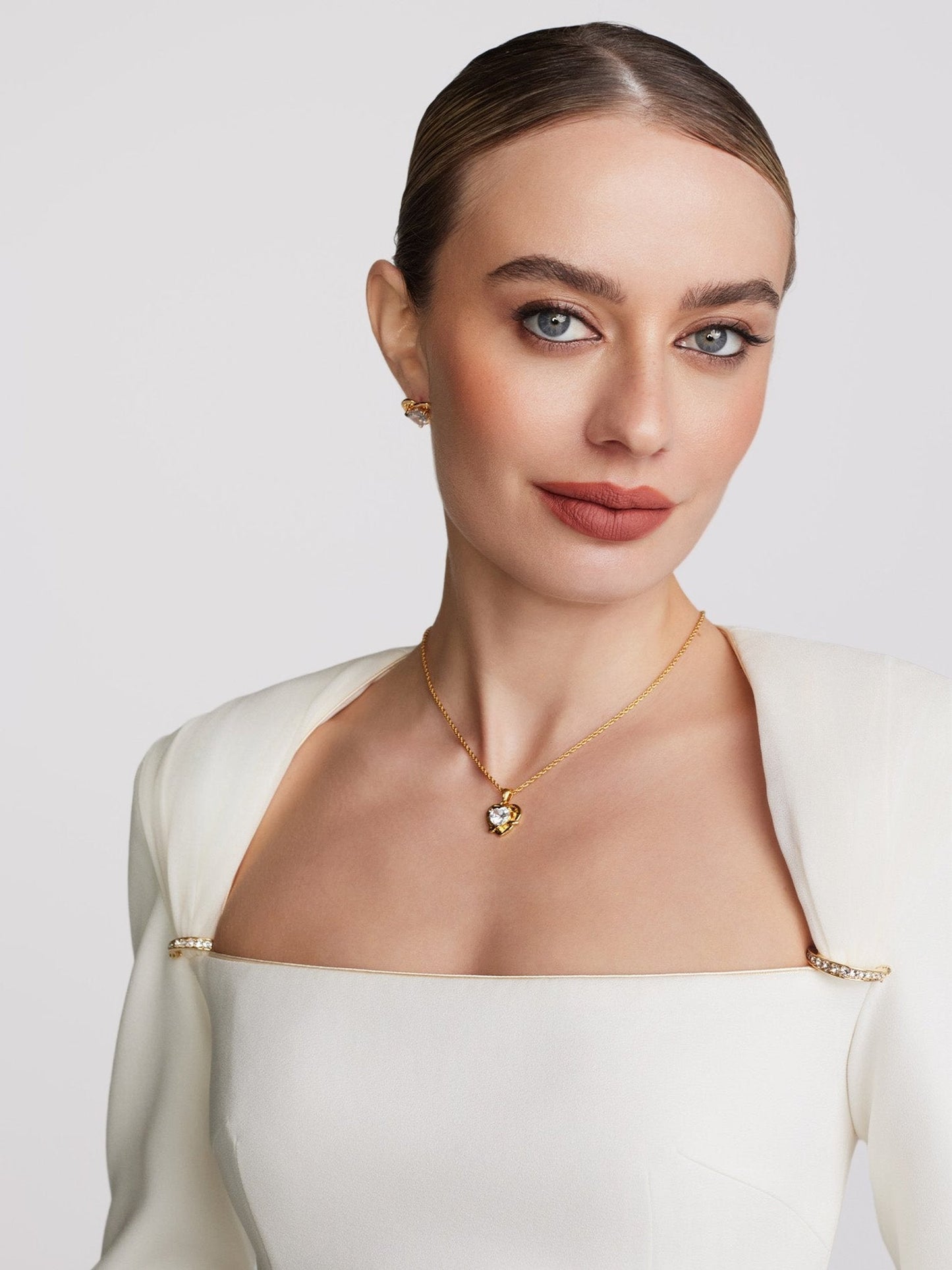Mirabel Necklace (White)