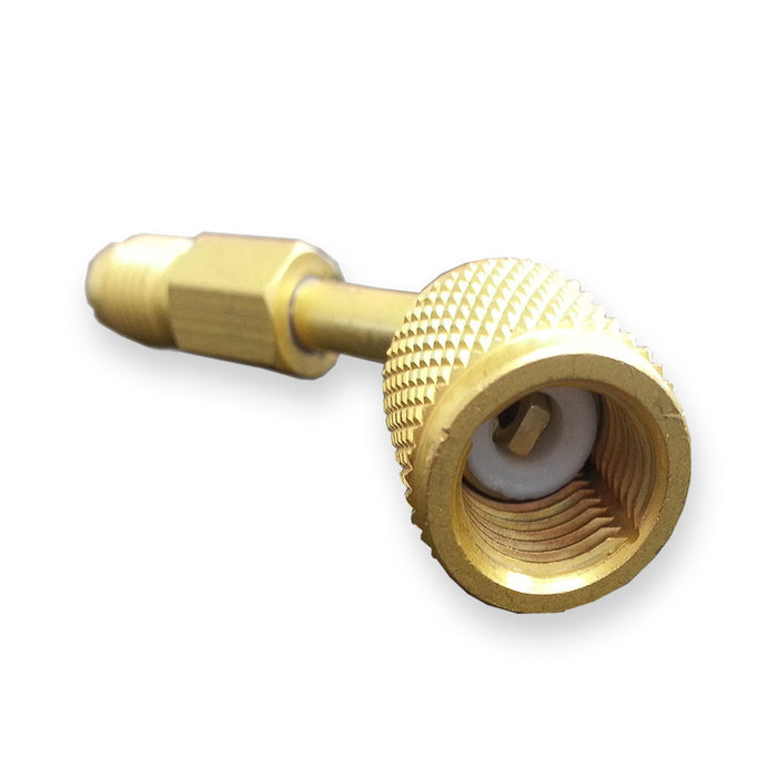 Charging vacuum port adapter